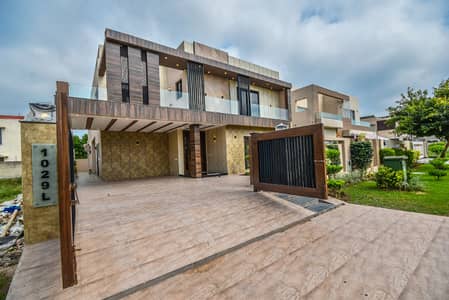 TASK EST OFFER : 10 Marla Modern Design Banglow Good Location Reasonable Price in Phase 6 D HA