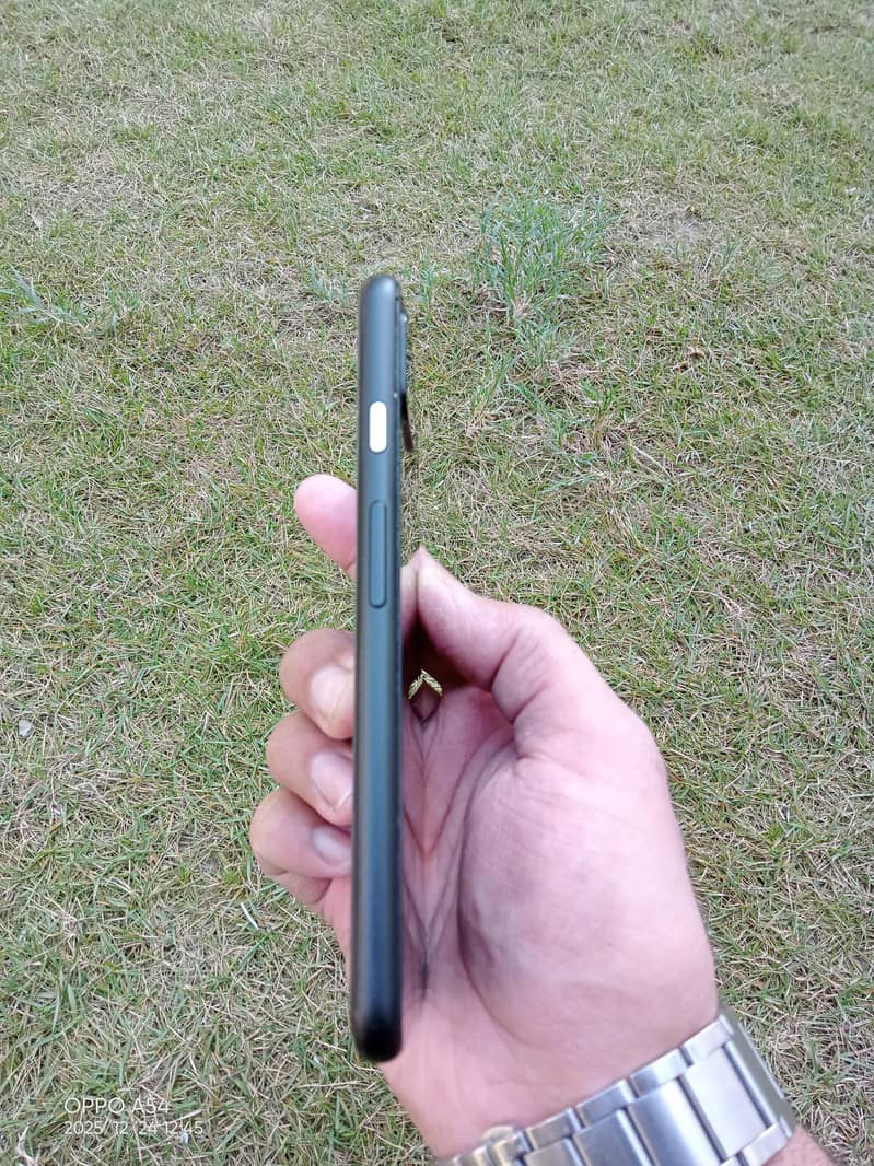 Google Pixel 4 7