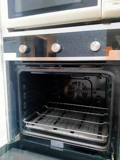 Glam Gas electric and gas oven