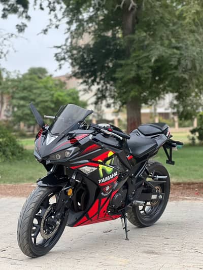 YAMAHA R3 REPLICA