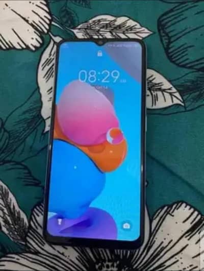 Tecno Lc8 .    Pouvoir 4 Pro