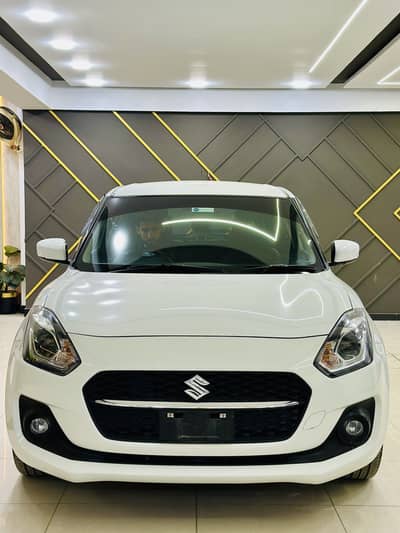 Suzuki Swift GLX 2024