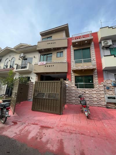25*40 4 marla House for sale in G-13/4 Islamabad