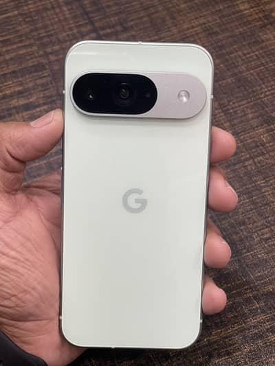 Google pixel 9