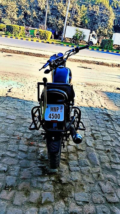 I'm selling Suzuki 150