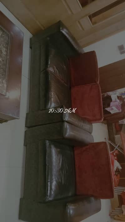 Sofa Set urgent for sale in through away price