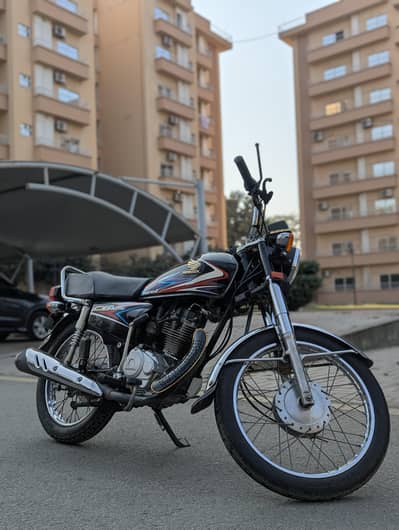 ‍ Honda CG 125 (2019) – Black – Just Like New