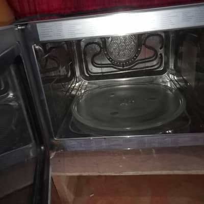 microwave for urgent sell due to shifting
