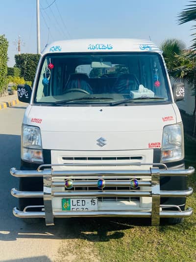 suzuki every 2009_15 white colour only 2 pieces touch no main accident