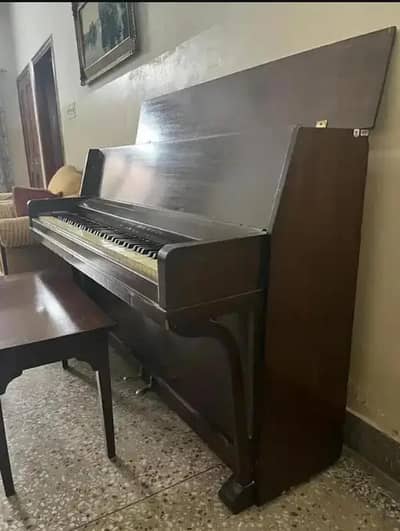 88 key spinet Piano