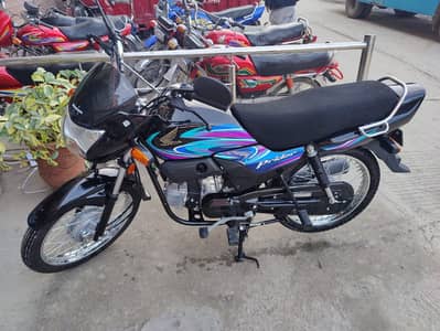 Honda Pridor Black Model 2025
