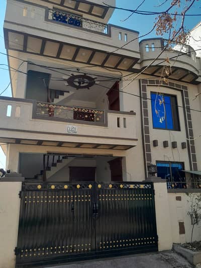 Highly-coveted 5 Marla House Is Available In Pakistan Town - Phase 1 For sale
