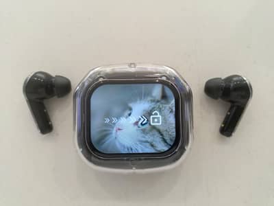 Italio Brand new Earbuds