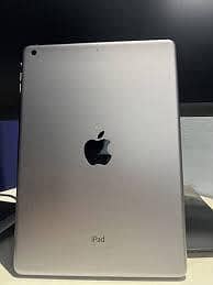 ipad 8 genration 32 gb ios 26 whatsapp number 03178900334