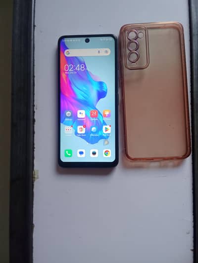 4GB ram 128 GB memory