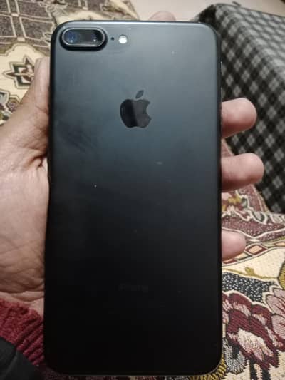 iphon 7 plus black color non pta 4 mont used sim