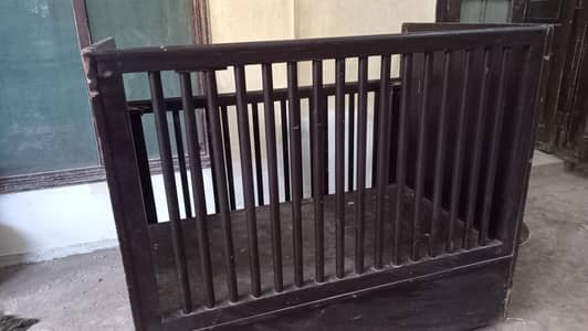 baby cot