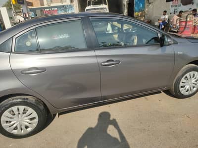 Toyota Yaris GLI Automatic - 2021