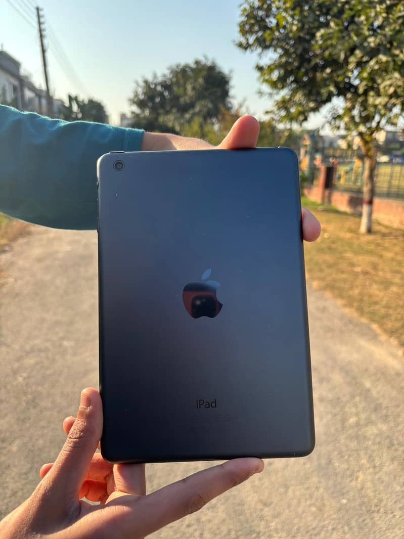 ipad mini 1 2