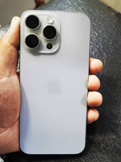 Iphone 15 pro max 256GB with box factory unlock