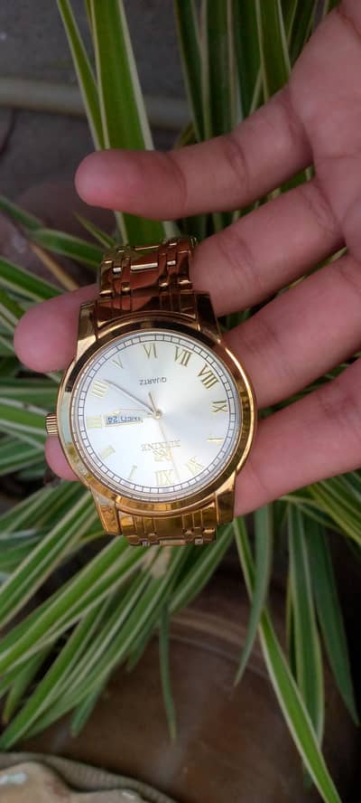 condition 10/8 watch is excellent