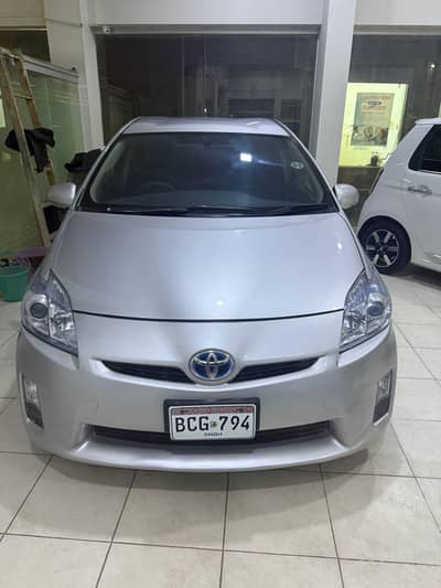 Toyota Prius 1.8 hybrid vehicle 2011