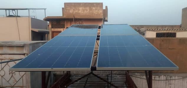 4 Solar panel 450 watt each