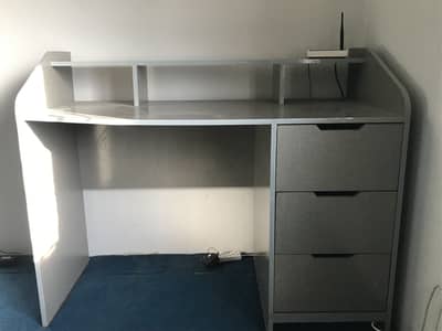 Computer table, study table