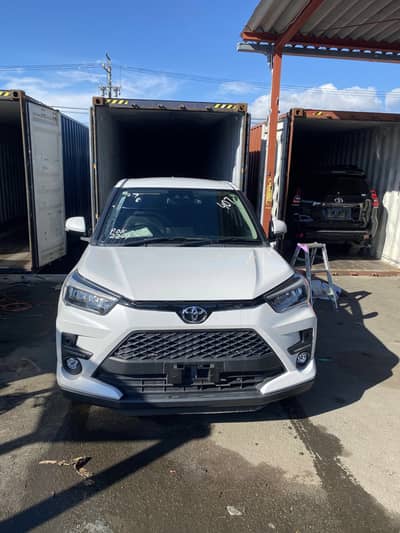 Toyota Raize Z Package | 4 & 4.5 Grade | 3rd Week January Fresh Import