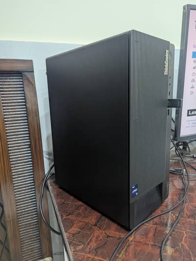 ThinkCentre M90t Gen 5 - Intel Core i9 14900 vPro - 64GB - 1TB