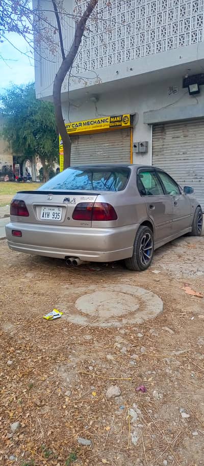 Honda Civic 2000 modified air ride read full ad description