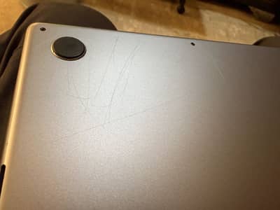 MacBook Pro M1 Pro 16 inch 1TB storage 16GB RAM