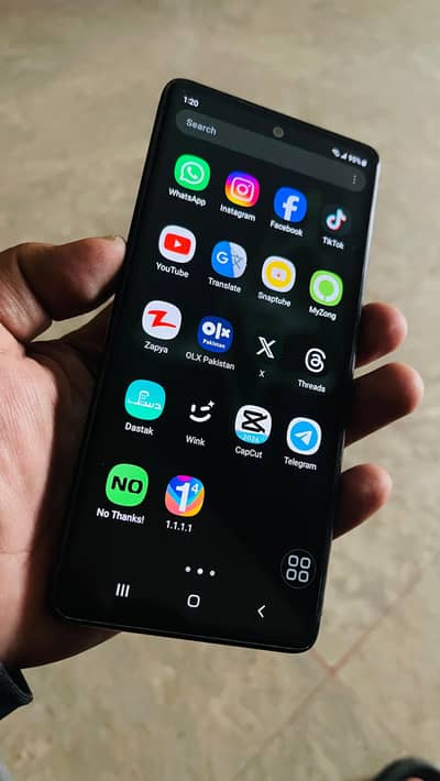 Samsung S20 FE 6/128 lush condition