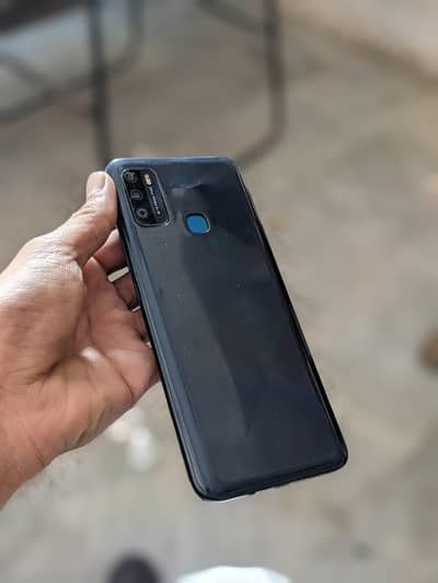 Infinix hot 9 play condition 10/8