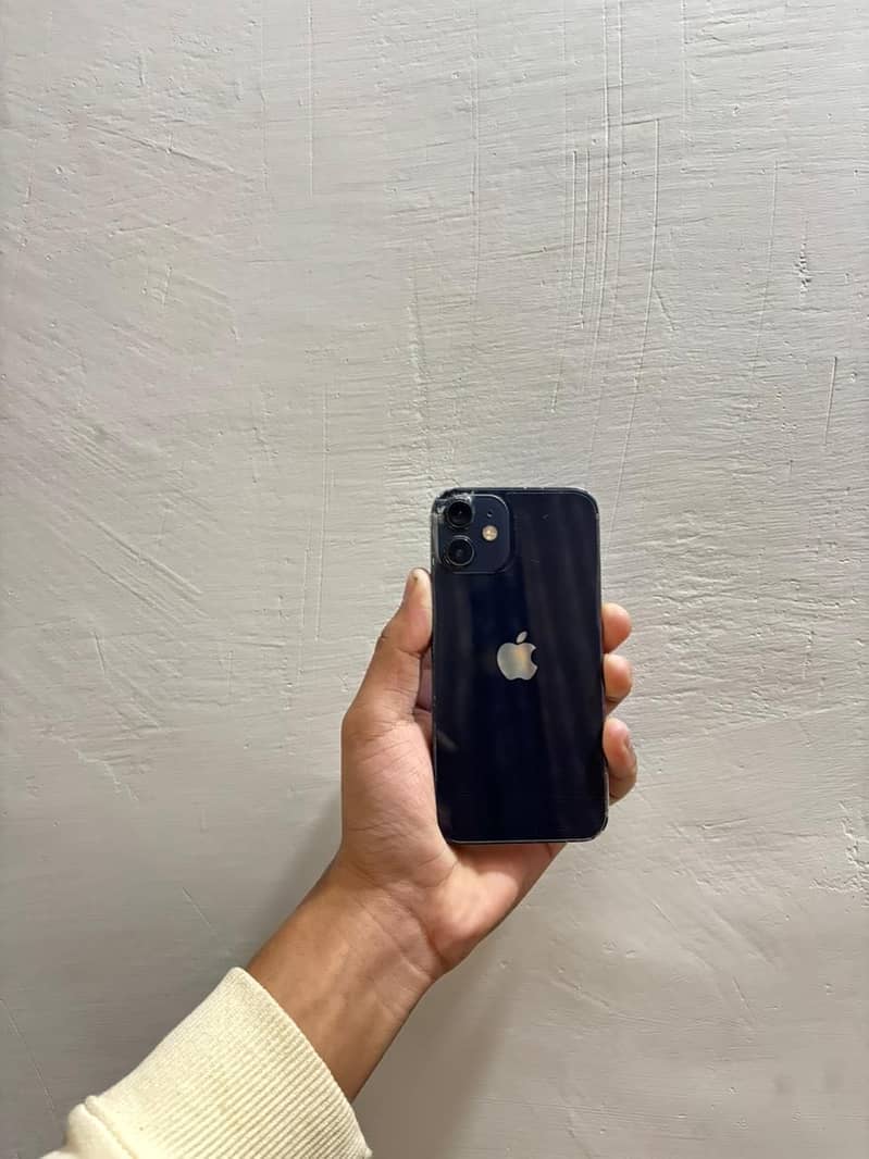 Iphone 12 mini 4