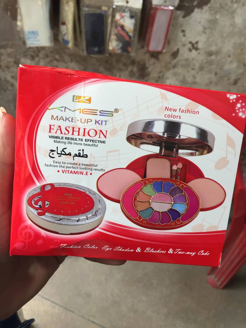 Make Up Kit 2