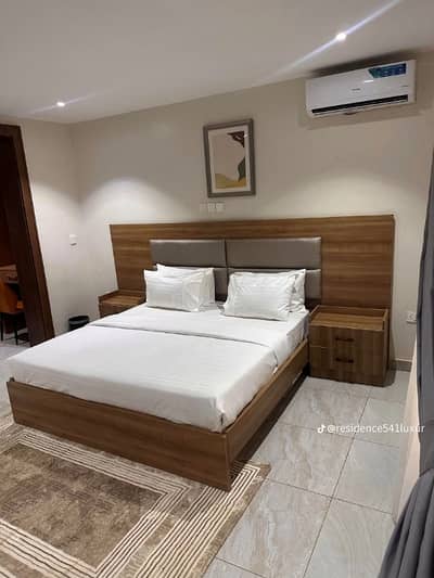 One bed apartment per day available Gulbarga green Islamabad