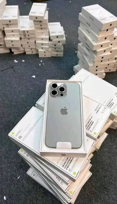 i Phone 8plus, 11,12,13,14,15 pro max on instalment Whatsap 3062623924