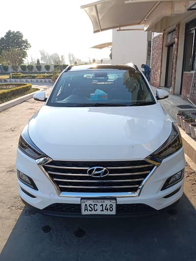 Hyundai Tucson FWD Gift for SUV lovers