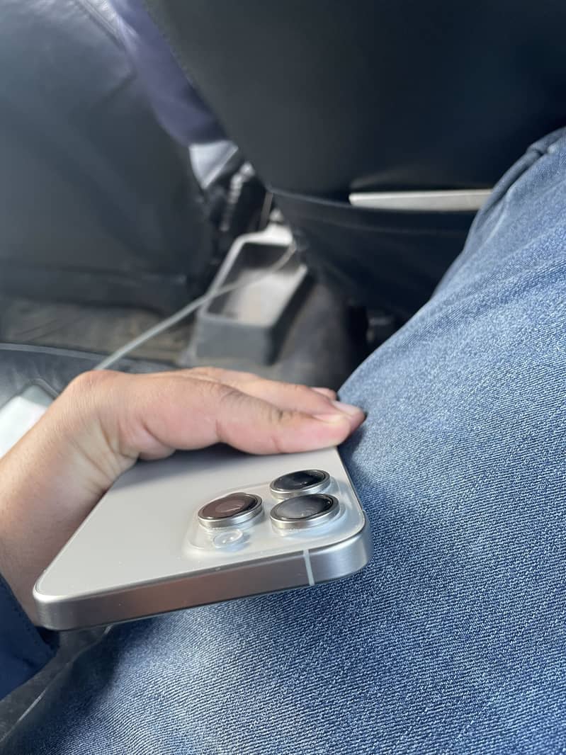 Iphone 15 pro max 10