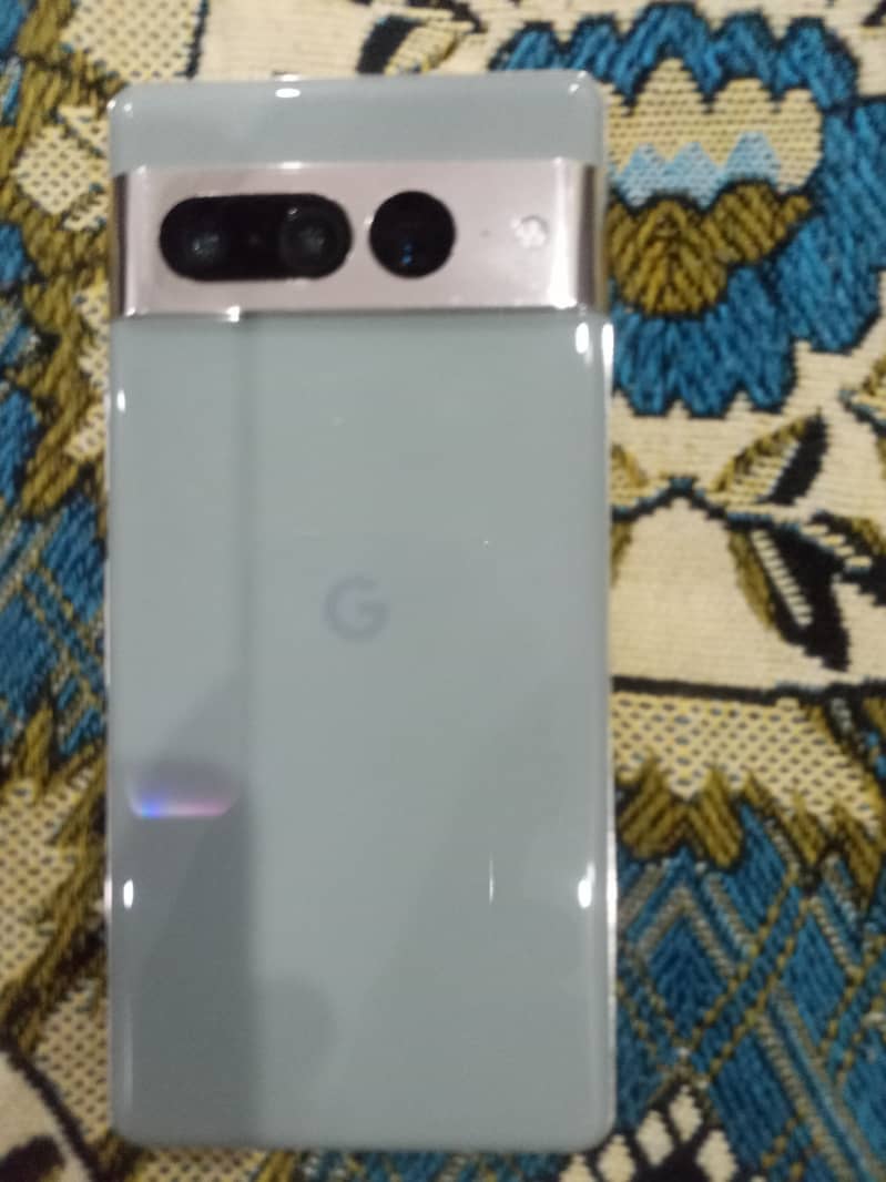 Google Pixel 7 Pro 4