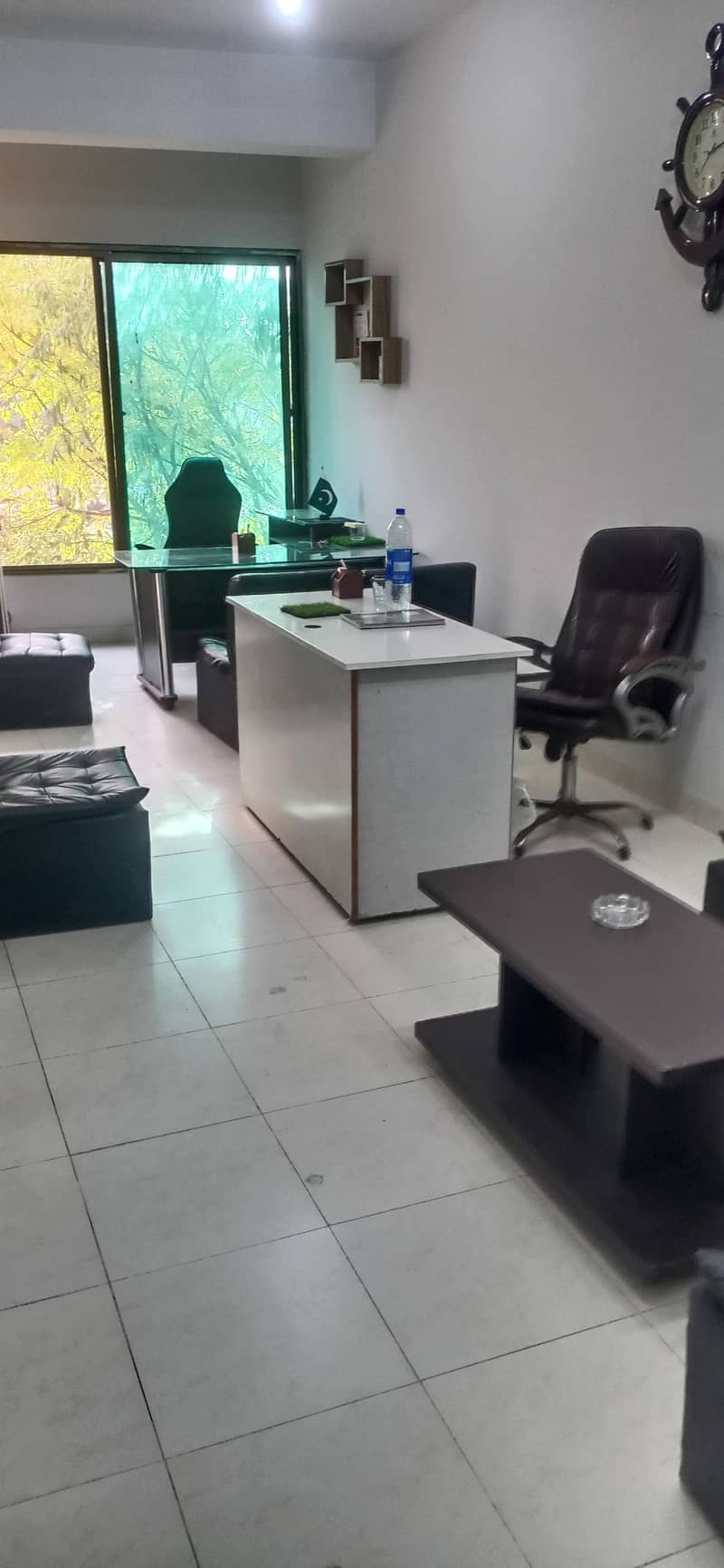 Office Tables 4 sofas 8 Almari 0