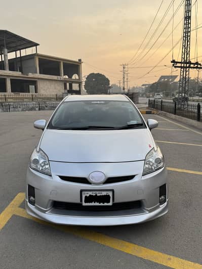 Prius 1.8 S Package Total Genuine Fresh Car Alhamdulillah