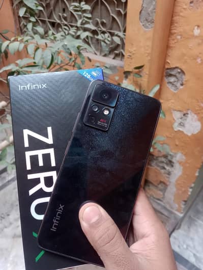 Infinix Zero X Pro | 8GB RAM | 128GB | 120Hz AMOLED | 108MP + 60× Zoom