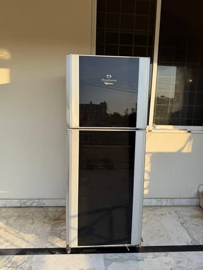 Dawlance refrigrator