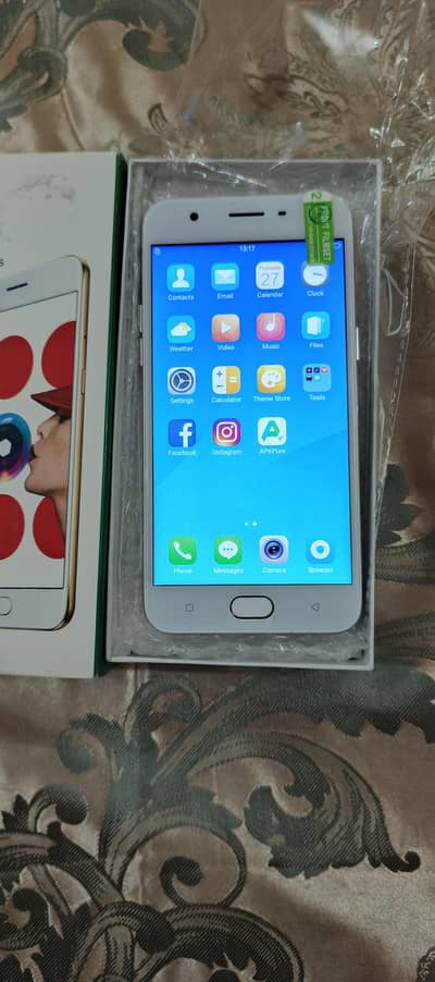 0ppo A576/128gb box charger Sath hai 10/10 lush phone