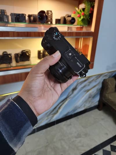 Sony a6500 4k (Sony 16-50mm oss lense)