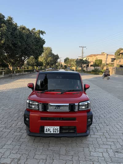 Daihatsu taft 2021 model