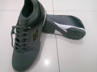 slightly used Football grippers