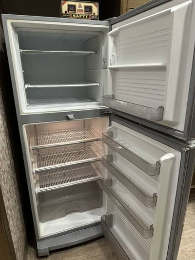 Dawlance Fridge